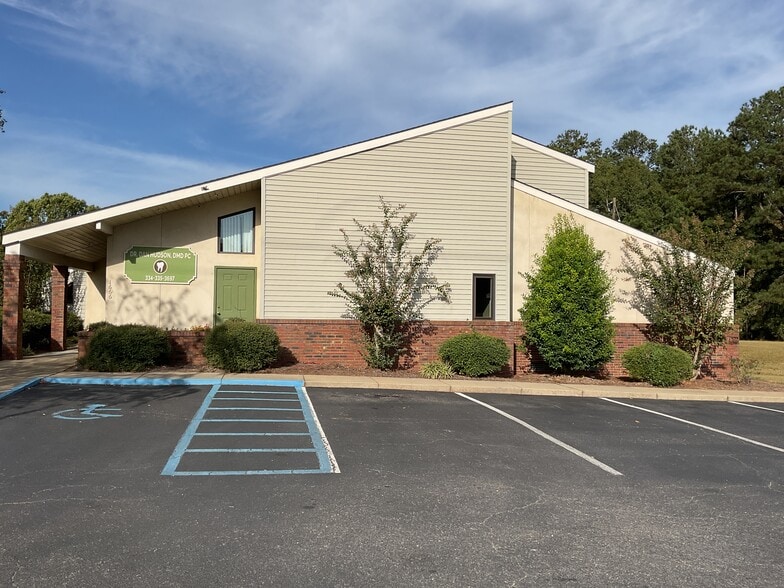 1666 S Forest Ave, Luverne, AL for sale - Primary Photo - Image 1 of 39