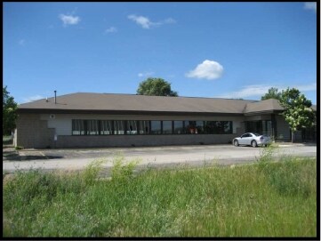 925 13th Ave S, Onalaska, WI for sale - Primary Photo - Image 1 of 1