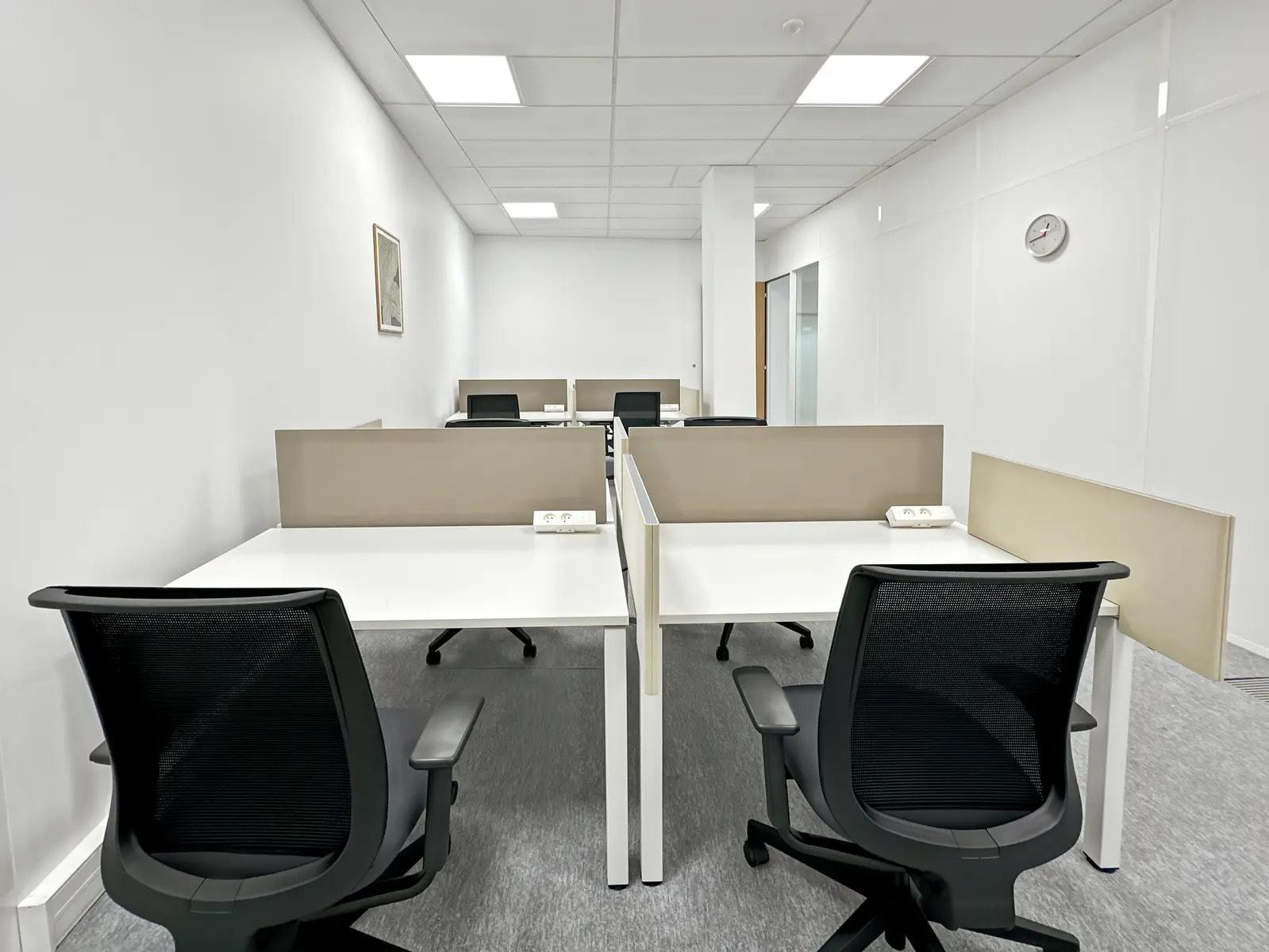 Office in Grenoble for lease Interior Photo- Image 1 of 11