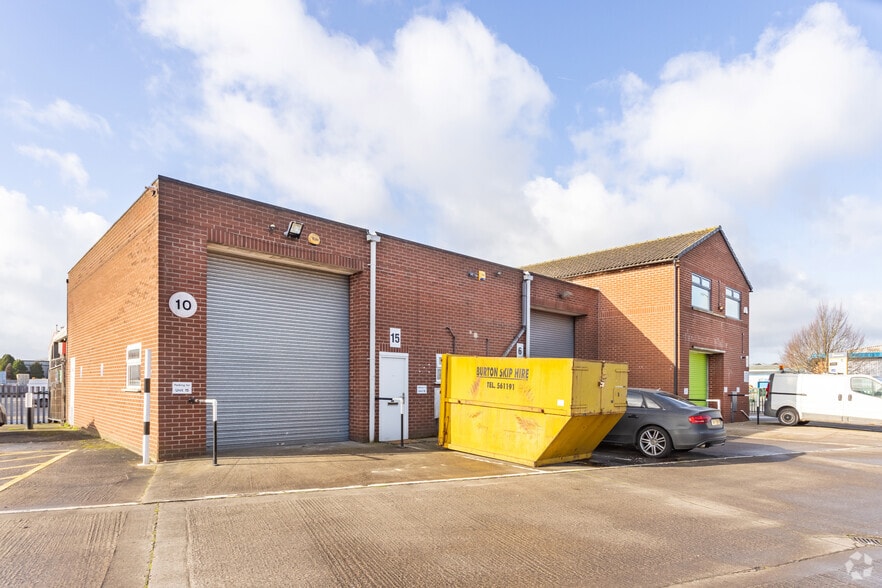 Hawkins Ln, Burton On Trent for lease - Primary Photo - Image 1 of 2