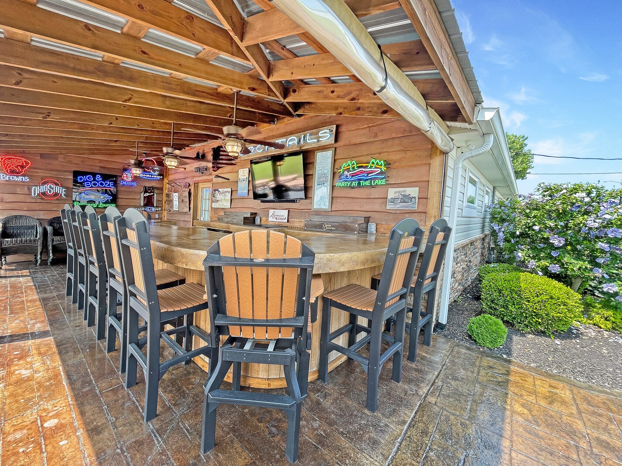 2640 E Harbor Rd, Port Clinton, OH for sale Building Photo- Image 1 of 1