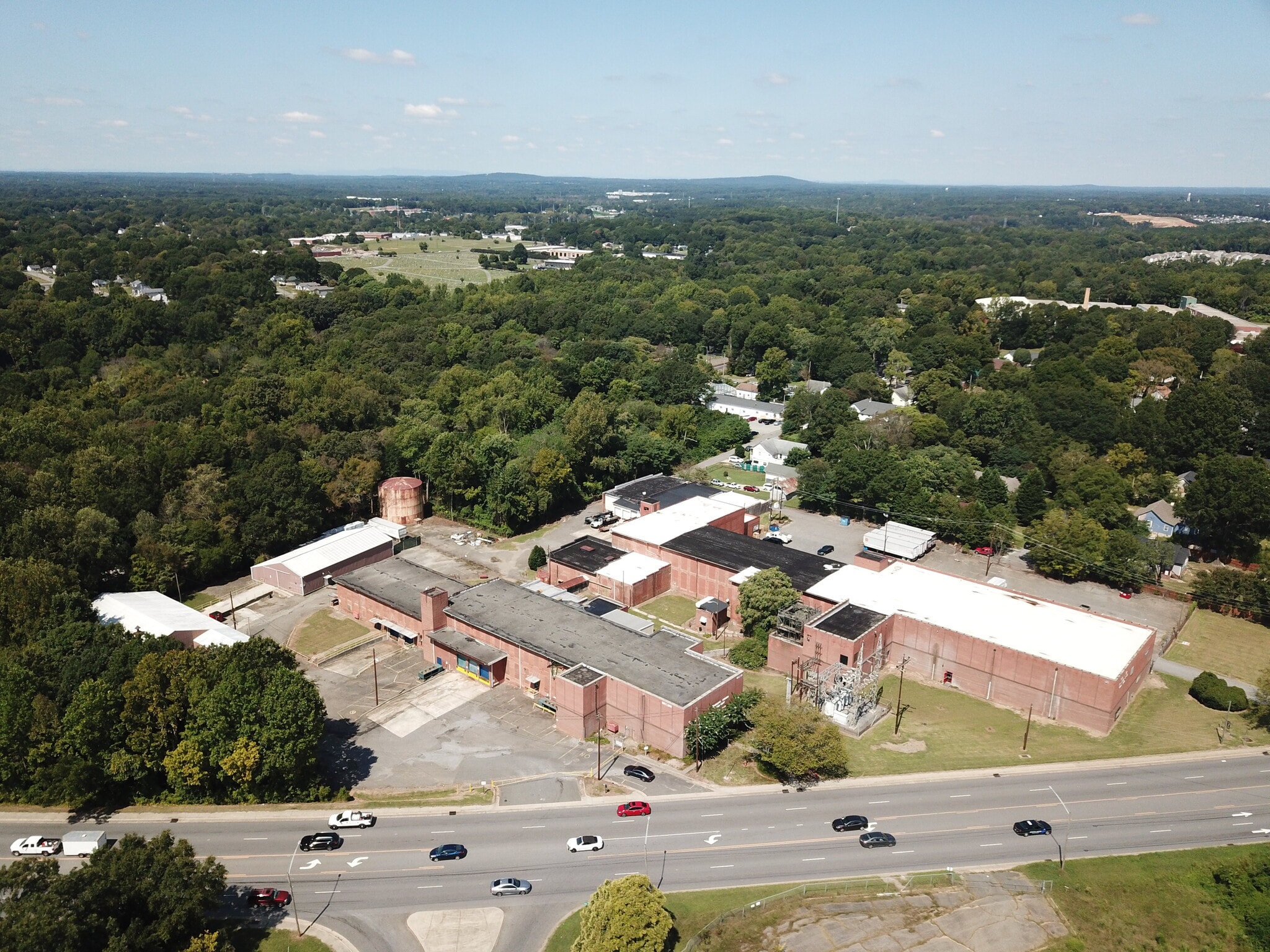 1004 & 1008 E Long Ave, Gastonia, NC for lease Primary Photo- Image 1 of 12