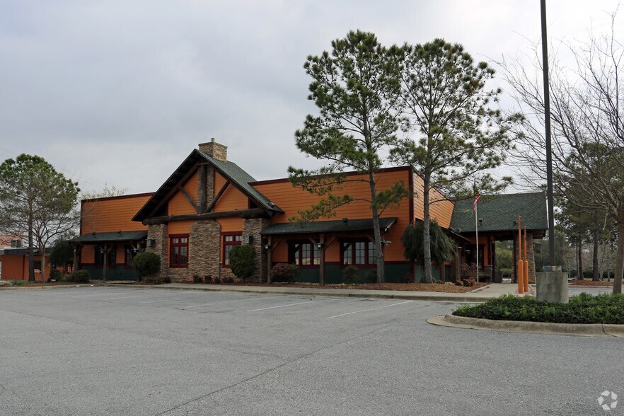 321 Mary Esther Blvd, Mary Esther, FL 32569