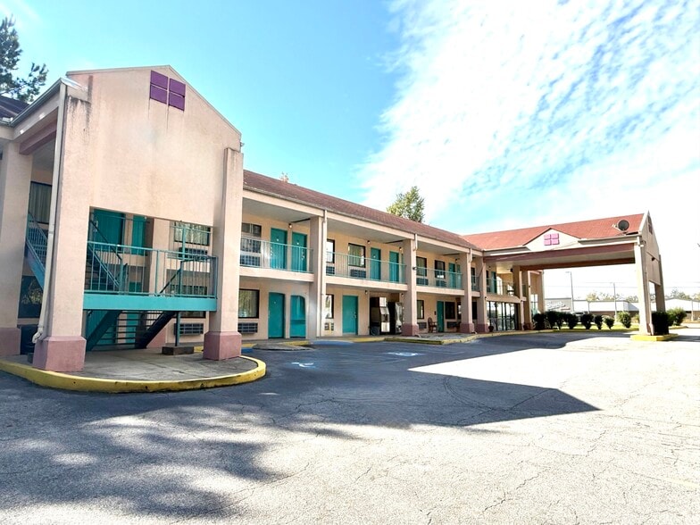 547 Archusa Ave, Quitman, MS for sale - Building Photo - Image 3 of 22