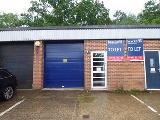 More details for Longfield Rd, Tunbridge Wells - Industrial for Lease