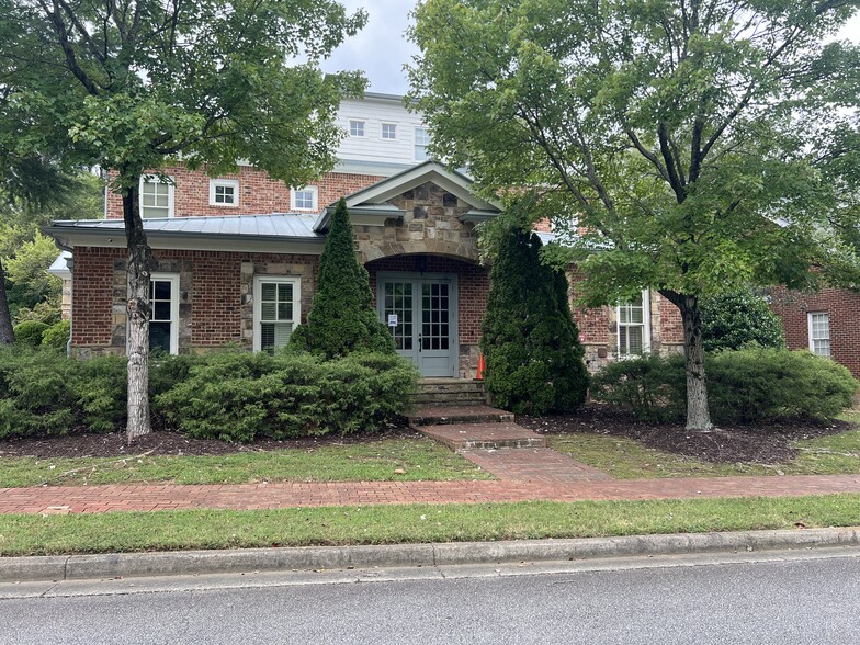 250 Heritage Walk, Woodstock, GA for lease - Building Photo - Image 3 of 7