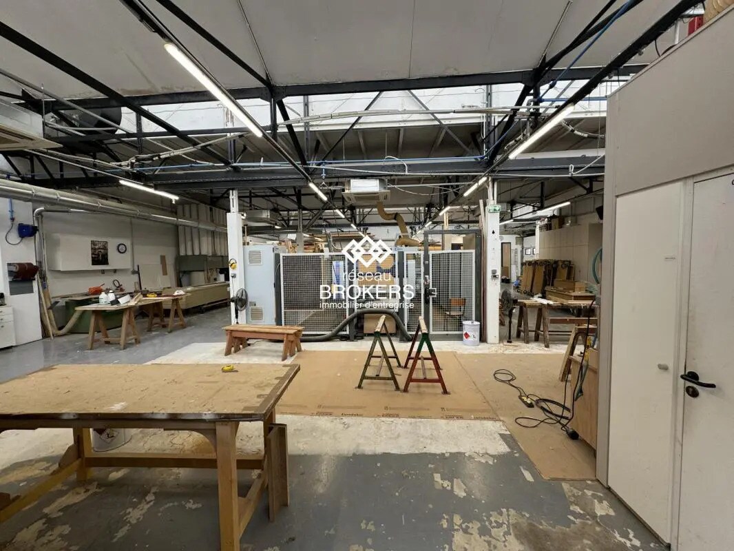 Industrial in Pantin for lease Interior Photo- Image 1 of 9