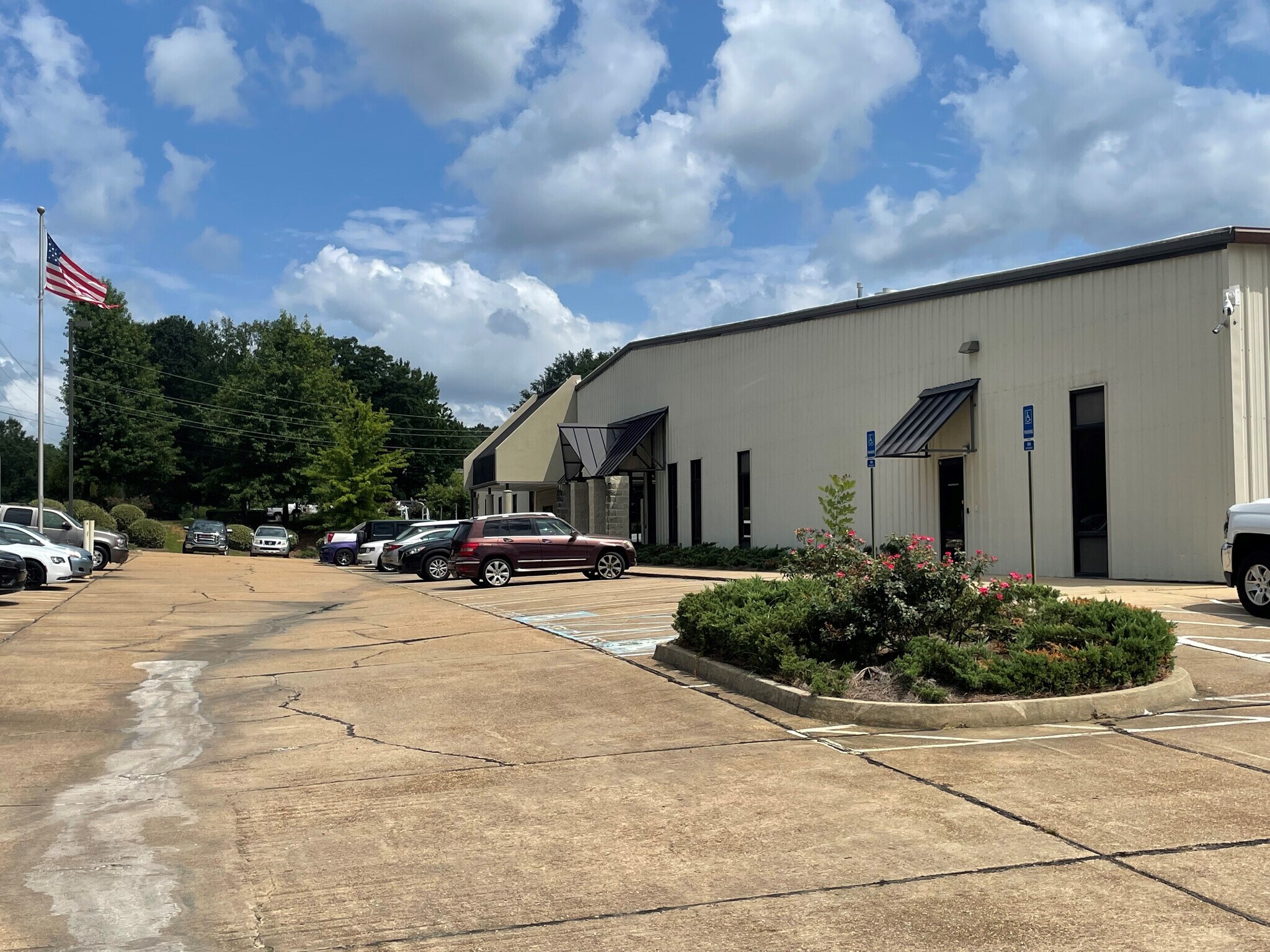 290 S Perkins St, Ridgeland, MS for sale Building Photo- Image 1 of 1