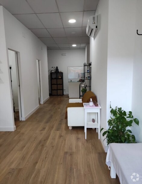 Calle del Divino Pastor, 32, Madrid, MAD 28004 - Unit Puerta 01 - - Interior Photo - Image 2 of 8