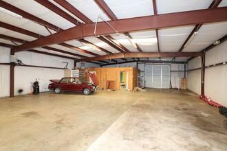 102 S Moore St, Duncan, SC for lease Interior Photo- Image 1 of 5