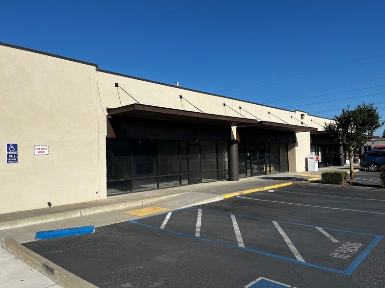400 E Kettleman Ln, Lodi, CA for lease - Building Photo - Image 2 of 6
