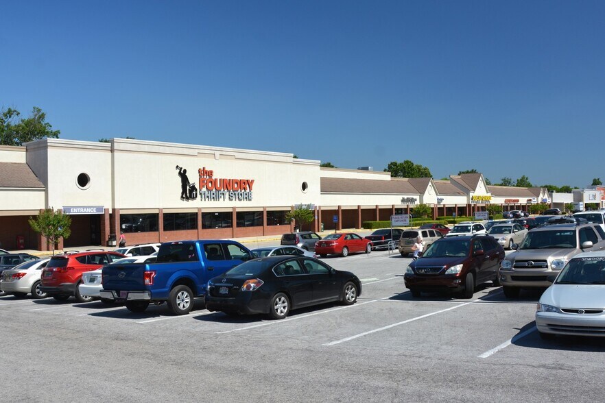 3570-3596 Pelham Pky, Pelham, AL for lease - Building Photo - Image 1 of 2