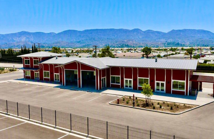 35-39 E Telegraph Rd, Fillmore, CA for lease - Building Photo - Image 2 of 15