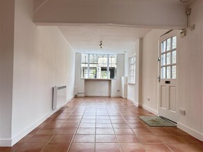 50 Sheep St, Stow On The Wold for lease Interior Photo- Image 1 of 3