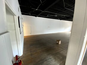 215-211 Draper Rd, Blacksburg, VA for lease Interior Photo- Image 2 of 14