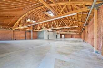 1145 Seward St, Los Angeles, CA for lease Interior Photo- Image 2 of 9