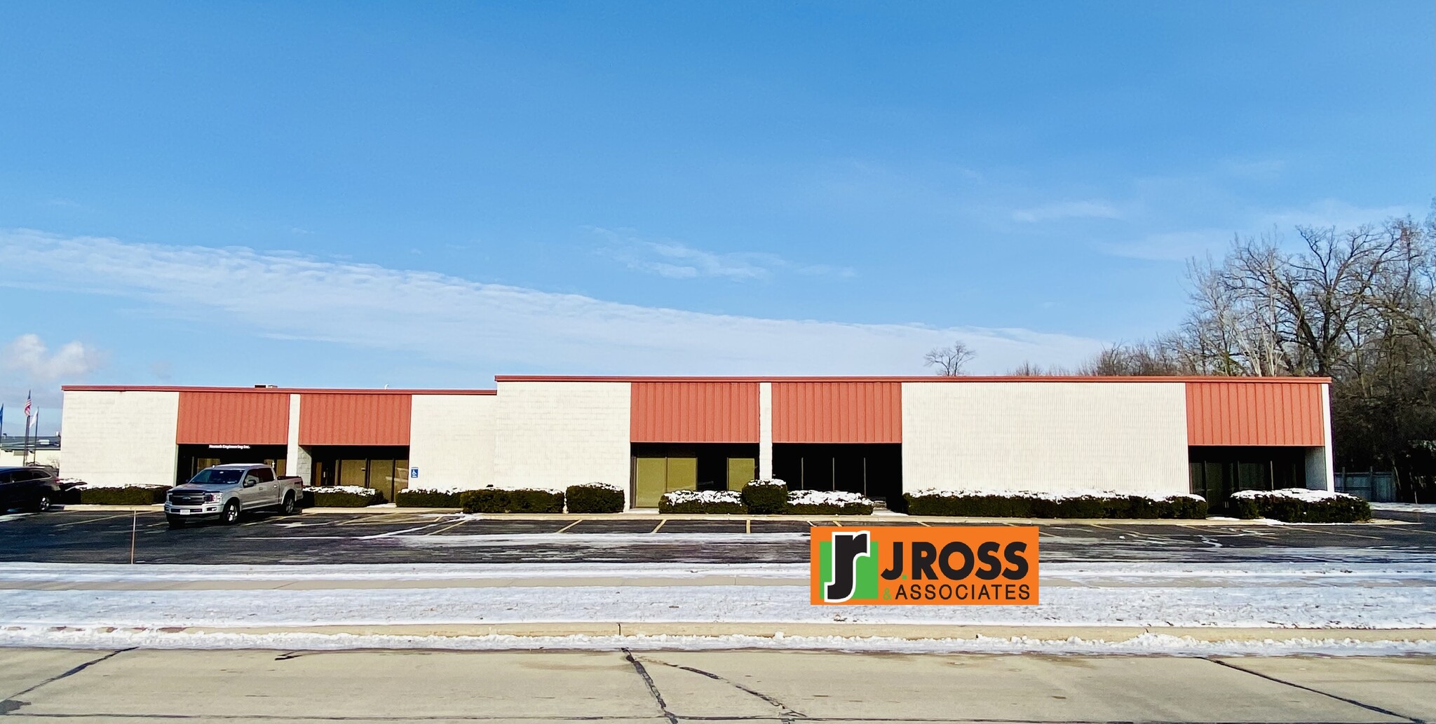 2416 Industrial Dr, Neenah, WI for lease Primary Photo- Image 1 of 6