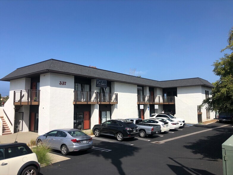 337 S Cedros Ave, Solana Beach, CA for lease - Primary Photo - Image 1 of 5