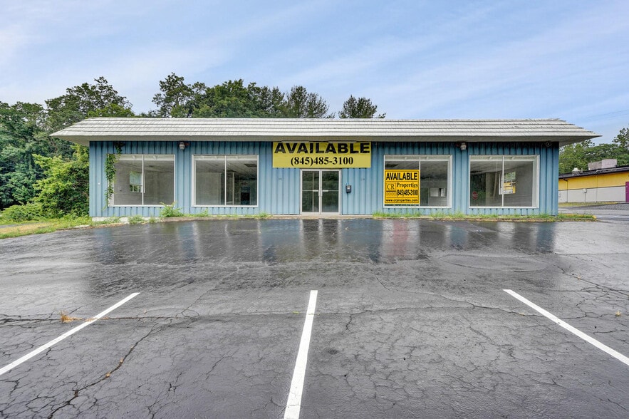 3665 Albany Post Rd, Poughkeepsie, NY for sale - Primary Photo - Image 1 of 1