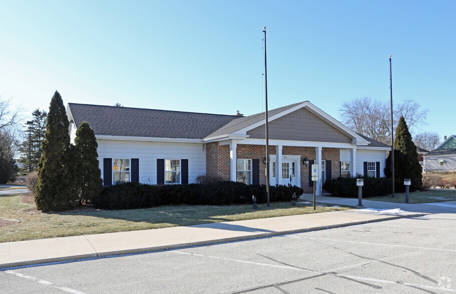 25 E Union Ave, Cedar Grove, WI for sale - Primary Photo - Image 1 of 1