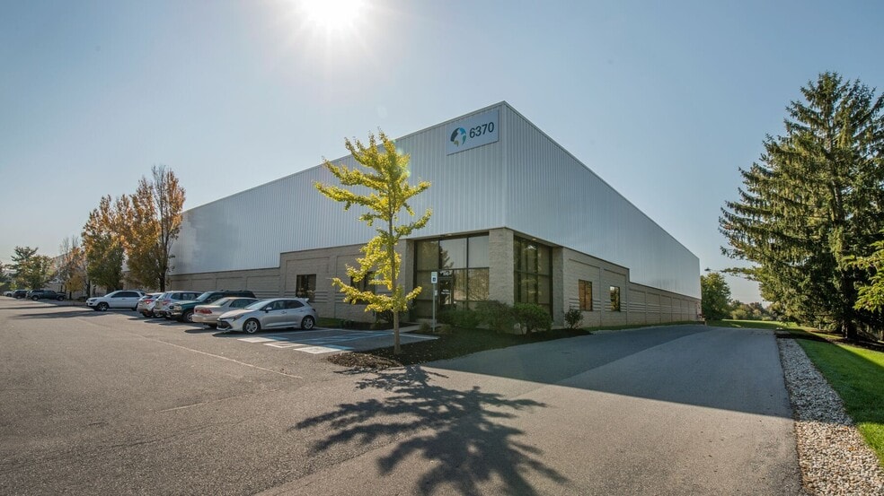 6370 Hedgewood Dr, Allentown, PA for lease - Building Photo - Image 1 of 4