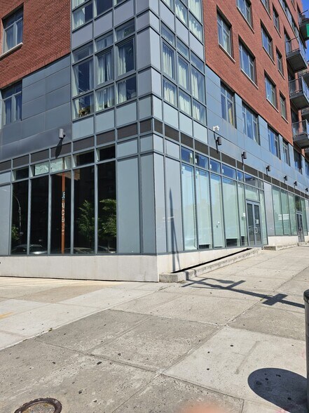 958 Nostrand Ave, Brooklyn, NY for lease - Building Photo - Image 3 of 6