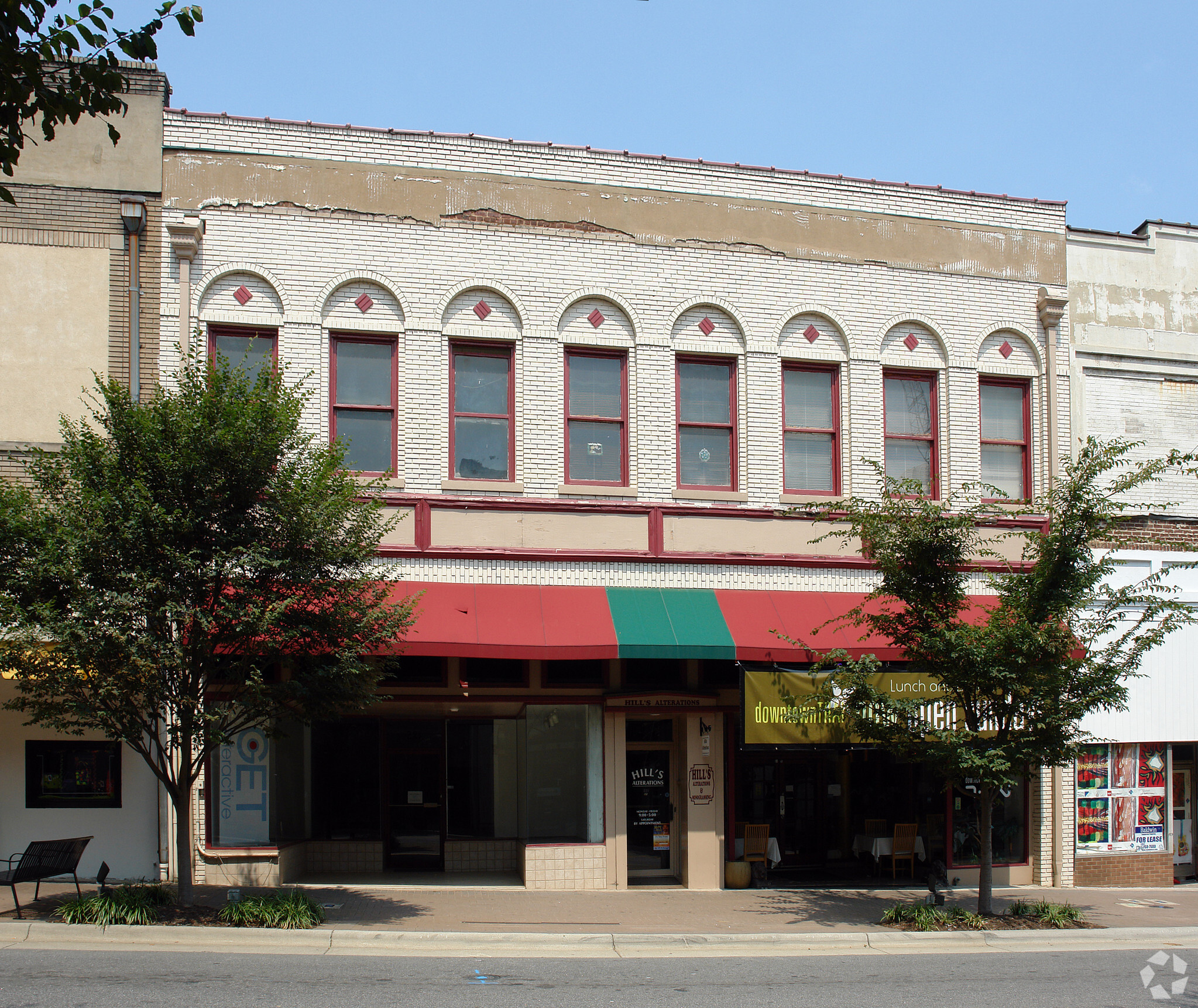 271 W 4th St, Winston-Salem, NC for sale Primary Photo- Image 1 of 7