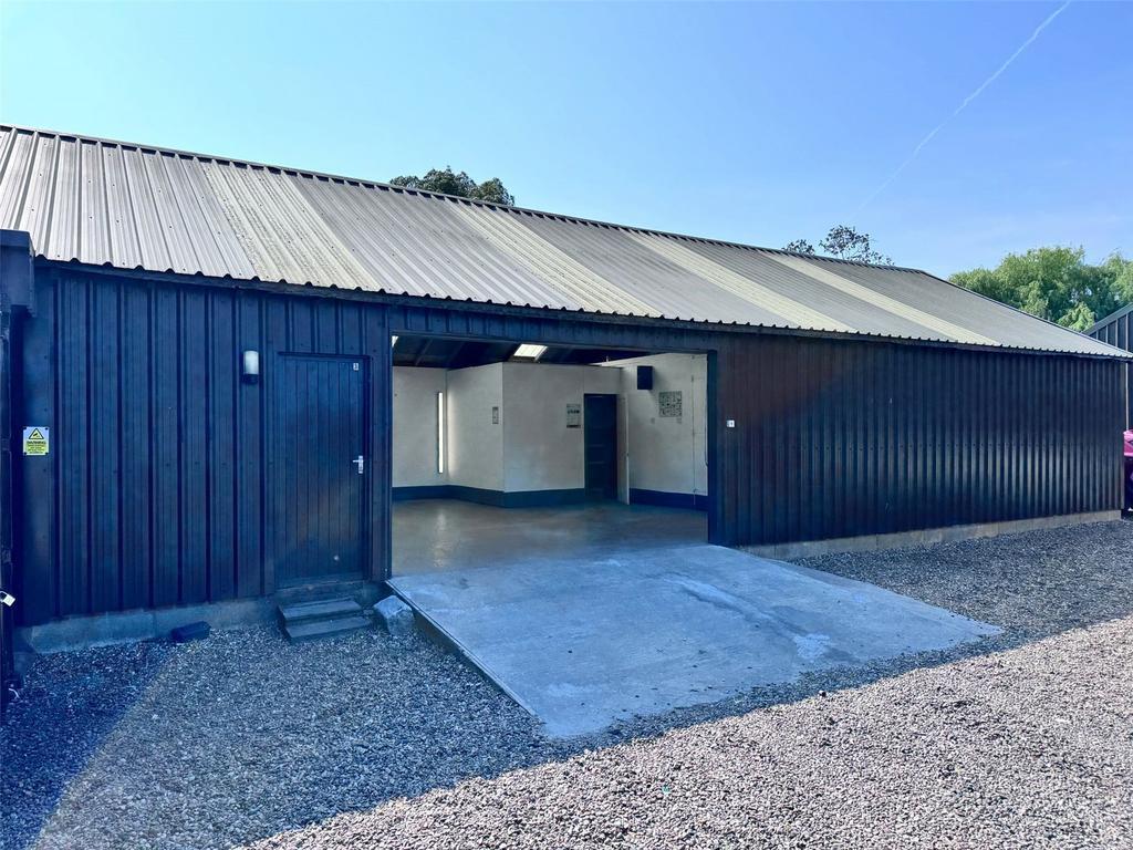 Lower Rd, Hockley for lease Building Photo- Image 1 of 12