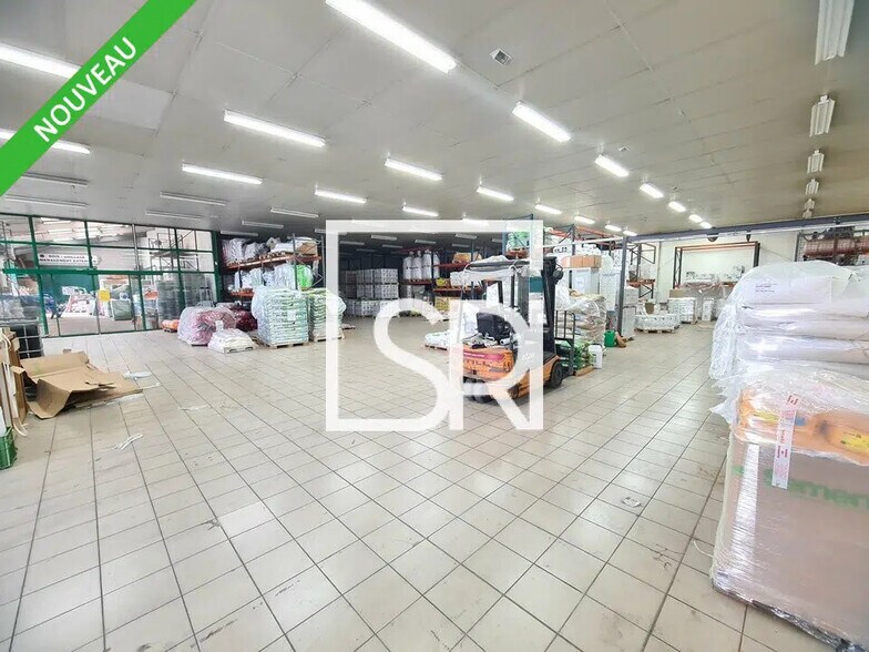 Industrial in Thiers for lease - Interior Photo - Image 3 of 10