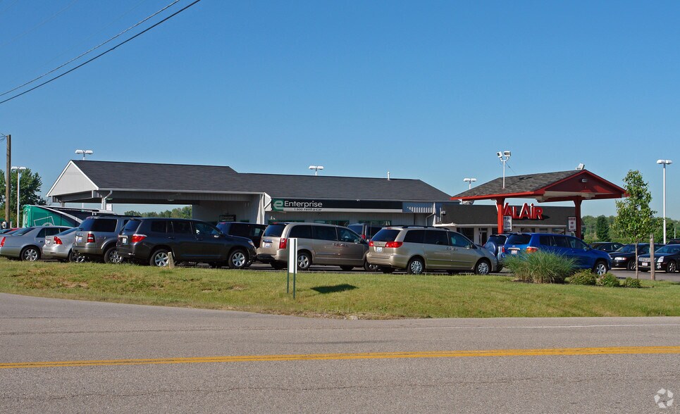 579 Petersburg Rd, Hebron, KY 41048