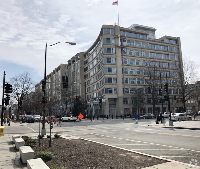 300 E St SW, Washington, DC 20024