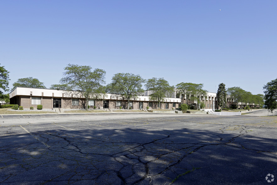 6545 Mercantile Way, Lansing, MI for lease - Building Photo - Image 2 of 13