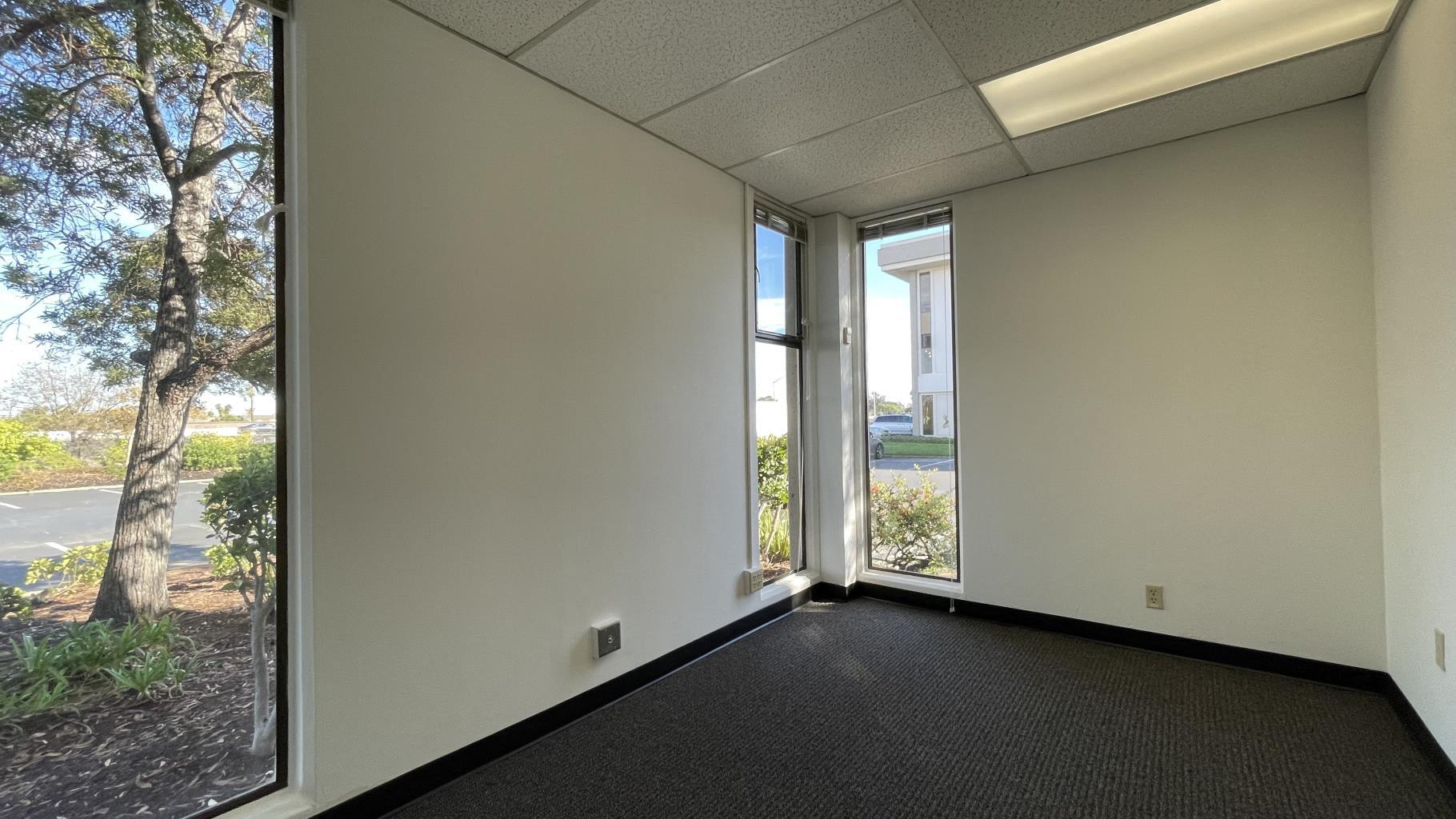 1650 S Amphlett Blvd, San Mateo, CA for lease Interior Photo- Image 1 of 4