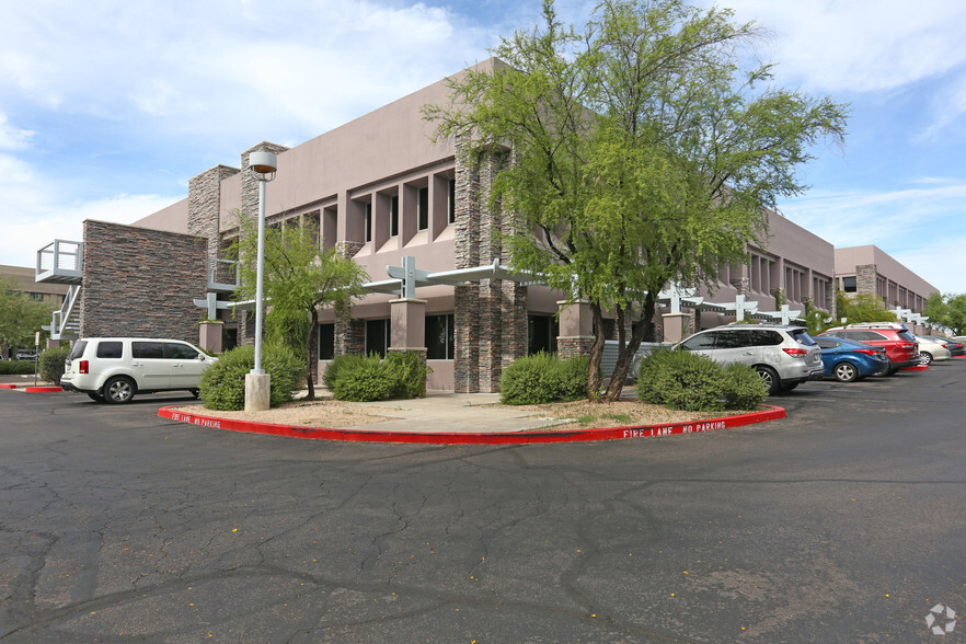 20201 N Scottsdale Healthcare Dr, Scottsdale, AZ for lease - Primary Photo - Image 1 of 5