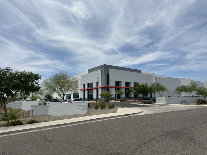 2150 E Riverview Dr, Phoenix, AZ for lease - Building Photo - Image 1 of 11