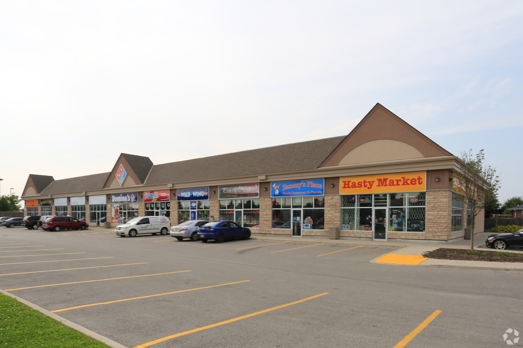 490 Mapleview Dr, Barrie, ON for sale Primary Photo- Image 1 of 1