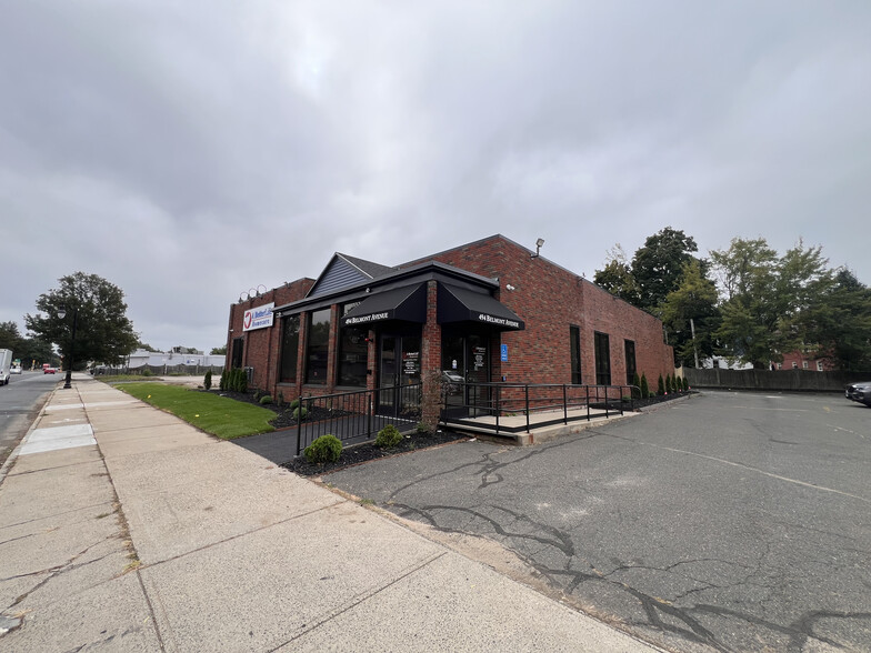 494 Belmont Ave, Springfield, MA for lease - Building Photo - Image 2 of 15