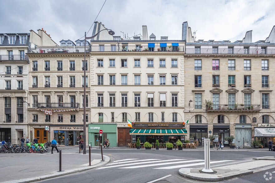 10 Rue De La Chaussee D'Antin, Paris for lease - Building Photo - Image 1 of 2