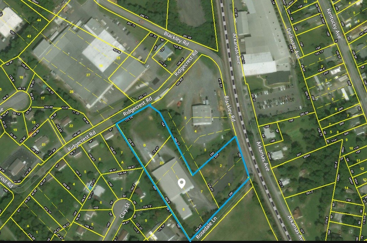 302 Rosedale Ln, Bristol, TN 37620