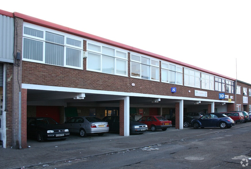 10 Browells Ln, Feltham for sale - Building Photo - Image 3 of 4