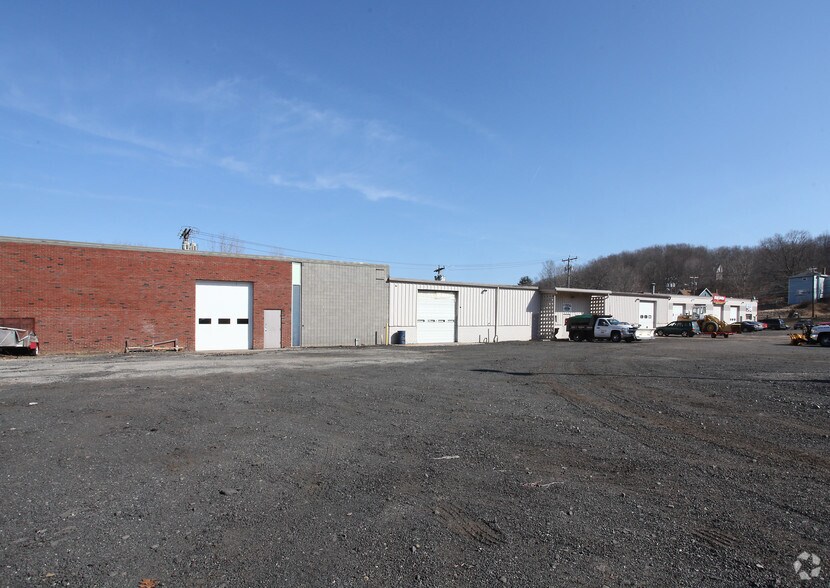 7 Woodtick Rd, Wolcott, CT 06716 Industrial for Lease