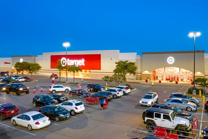 11311 Bandera Rd, San Antonio, TX for lease - Building Photo - Image 3 of 17