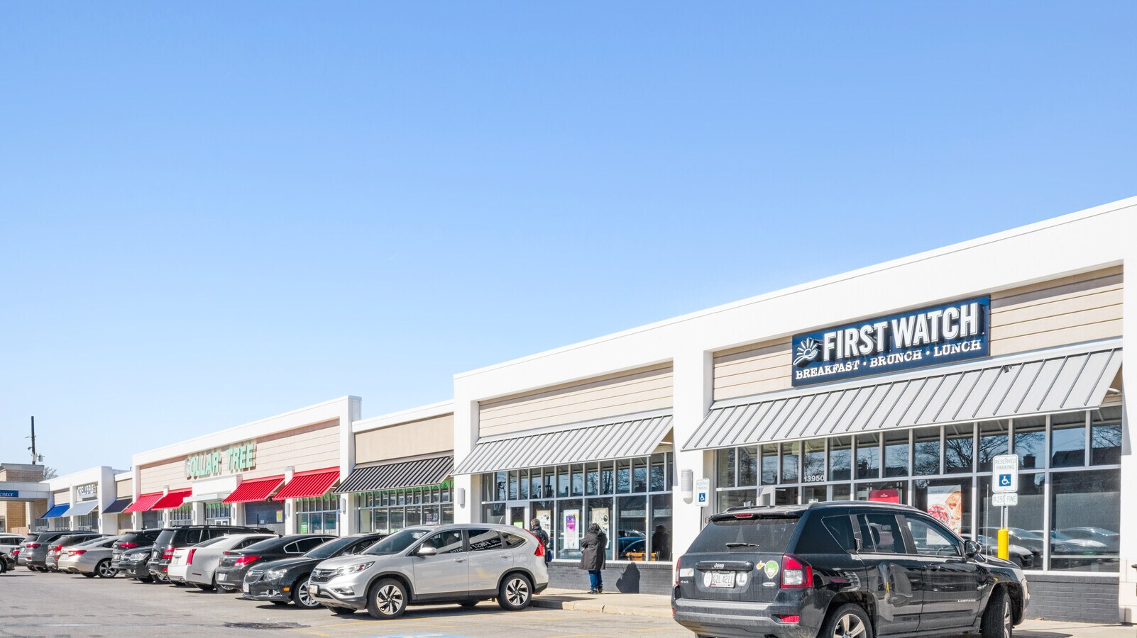 1390813998 Cedar Rd, University Heights, OH 44118 Cedar Center South