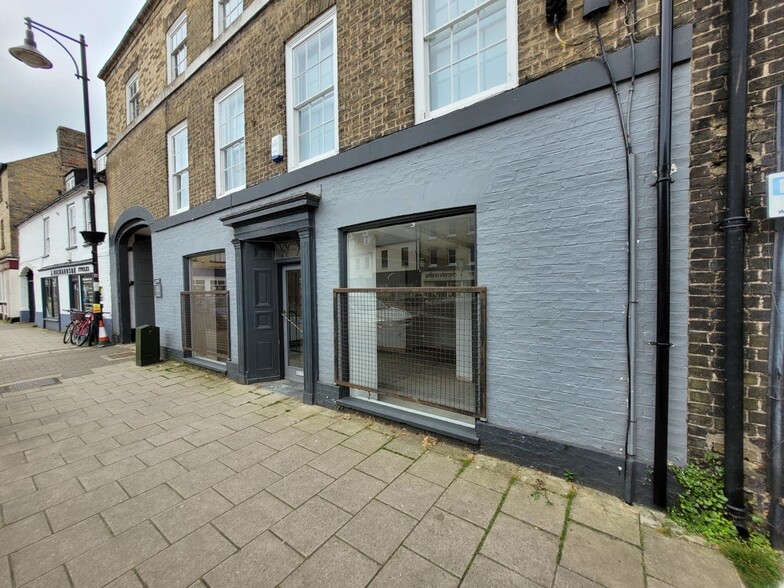 9 The Broadway, St Ives for sale - Building Photo - Image 1 of 1