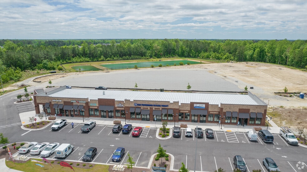 2457 Gum Branch Rd, Jacksonville, NC for lease - Building Photo - Image 3 of 5