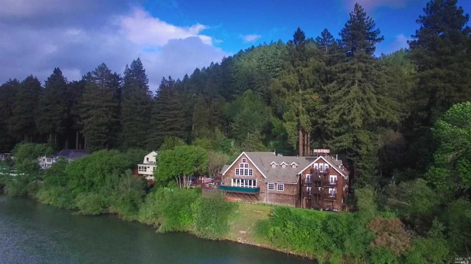 21050 River Blvd, Monte Rio, CA 95462