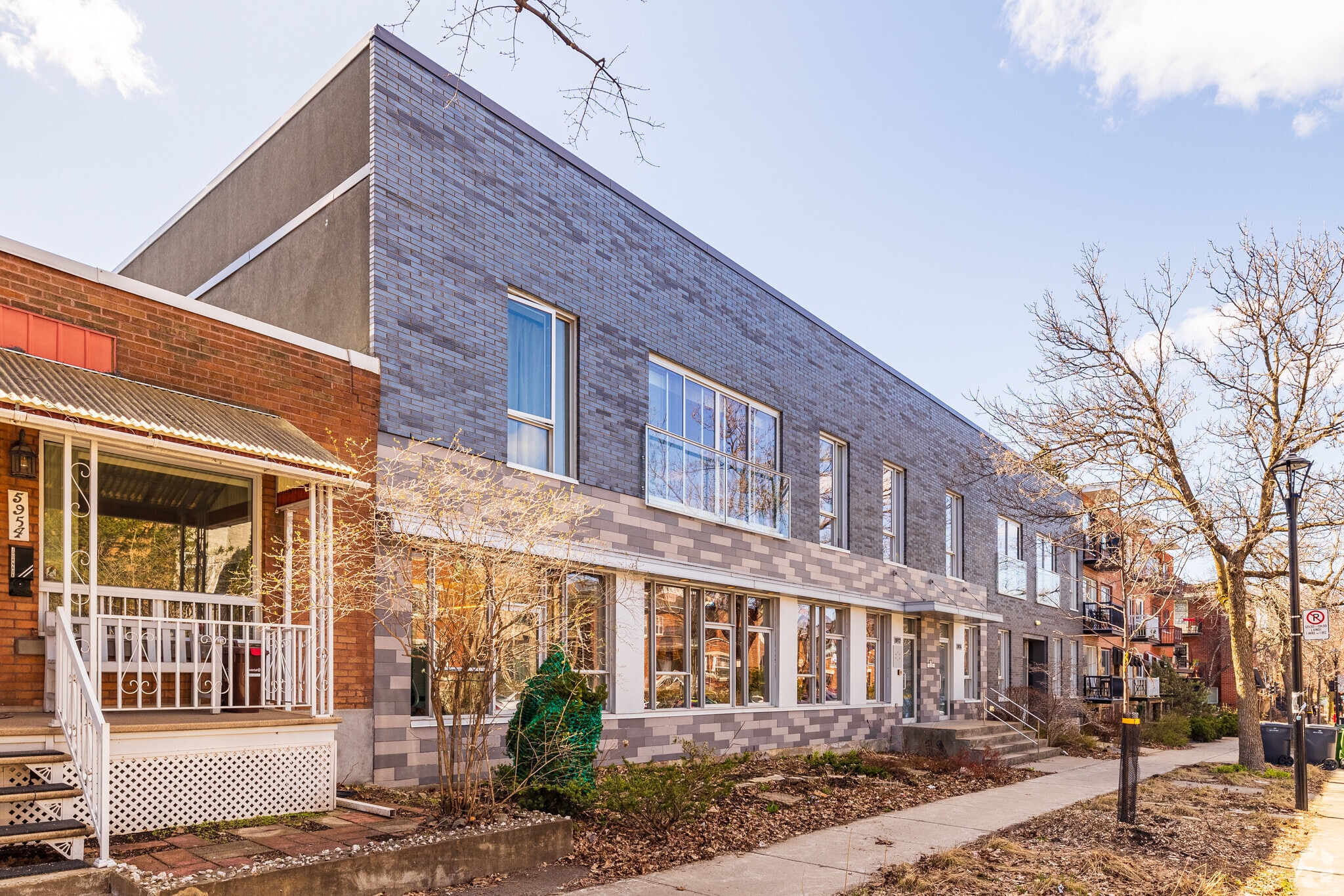 5972-5976 2e Av, Montréal, QC for sale Primary Photo- Image 1 of 4