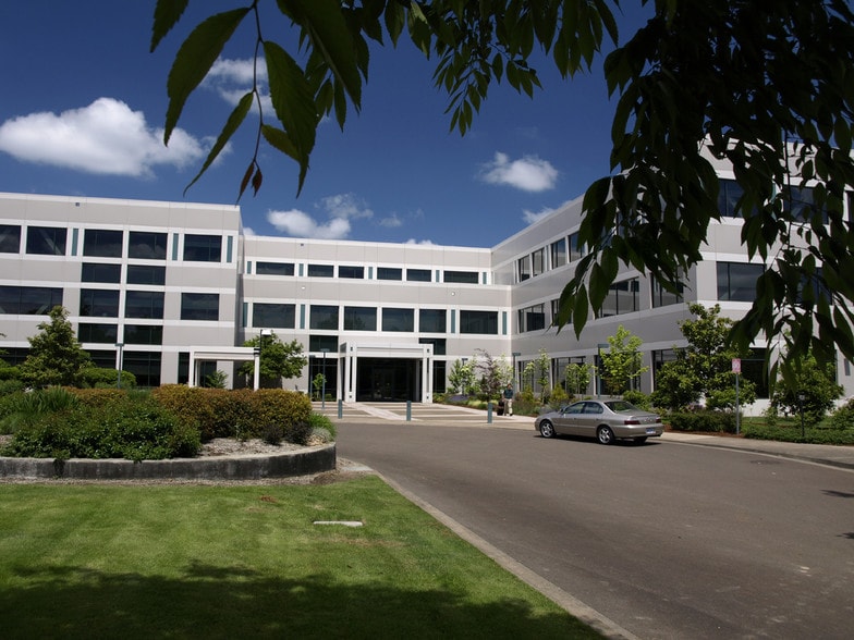 1100 NE Circle Blvd, Corvallis, OR for lease - Building Photo - Image 2 of 7