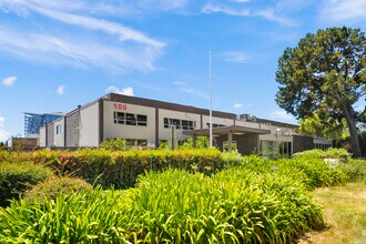 150 Constitution Dr, Menlo Park, CA for lease Building Photo- Image 2 of 10