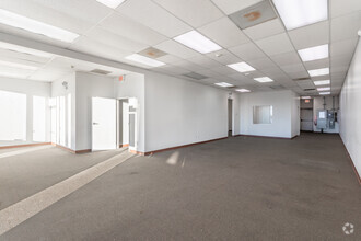 8707-8767 Ridgeland Ave, Oak Lawn, IL for lease Interior Photo- Image 1 of 7